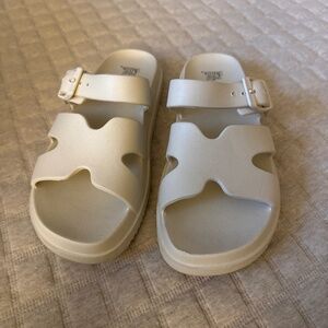 Didn’t like, never worn